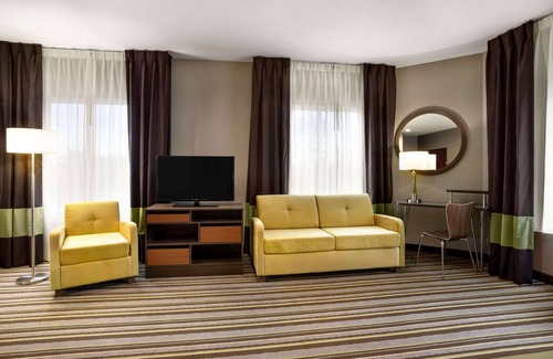 Hershey Hotel | Super 8 by Wyndham Hershey Chocolate Avenue