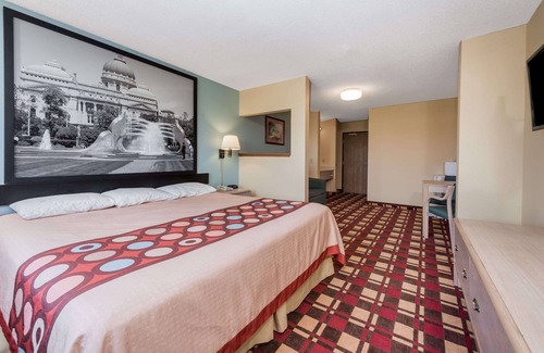 Martinsville Hotel | Super 8 by Wyndham Martinsville