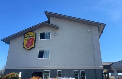 Parkway-South Sacramento Hotel | Super 8 by Wyndham Sacramento/Florin Rd