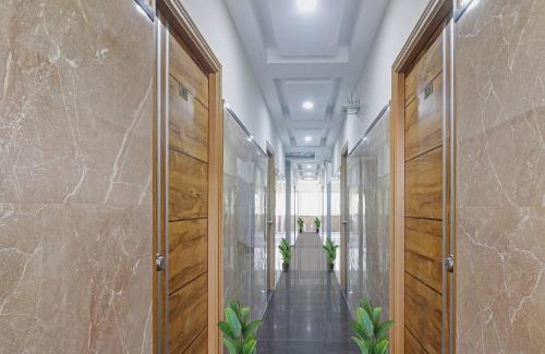 Gachibowli Hotel | Super Capital O Srinika Inn