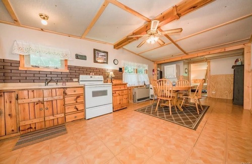 Alexandria Bay House | Super Clean, Pet Friendly Cottage! 3 Bedroom! NO EXTRA FEES!