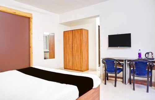 Aundh Hotel | Super Collection O Baner formerly Seven Hills