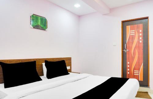 Kharadi Hotel | Super Collection O Chandan Nagar Kharadi formerly Kharadi INN