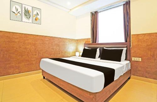 New Delhi Hotel | Super Collection O Tilak Nagar Near Pacific Mall