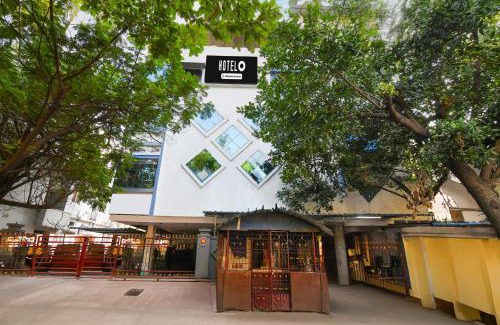 Visakhapatnam Hotel | Super Hotel O Akkayaplem Near Railway Station