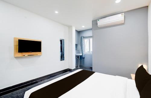 Bhongir Hotel | Super Hotel O VEDHANSHI HOTELS BHONGIRI.
