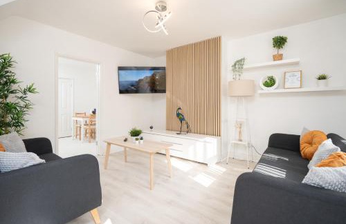 Belfast House | Super Modern 2BD Central Home