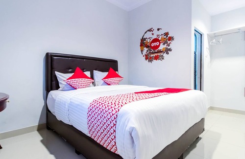 Medan Hotel | Super OYO 283 Helvetia Residence