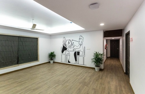 New Town House | Super OYO Townhouse 209 Habitat New Town