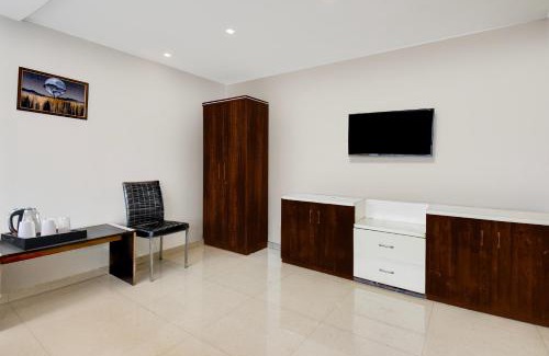 Mahalunge Ingale Hotel | Super Townhouse Chakan MIDC Pune Formerly Renuka Executive