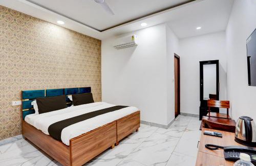 Greater Noida Hotel | Super Townhouse Happy Habitat Guest House