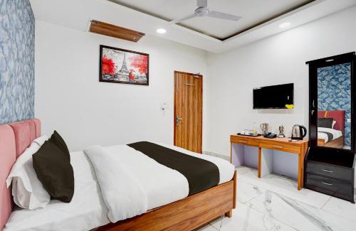 Greater Noida Hotel | Super Townhouse Happy Habitat Guest House