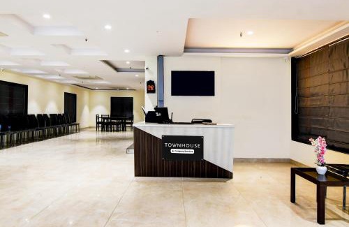 New Town Hotel | Super Townhouse New Town Near DLF