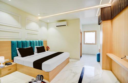 Allahabad Hotel | Super Townhouse Oak Prayagraj Central Railway Junction Formerly Hotel Ballians