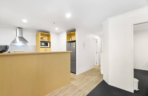 Eden Terrace Apartment | Superb 2BR Aprt in Central City - Wifi