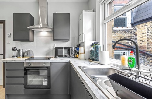 Munster House | Superb 3bed Fulham Palace Retreat