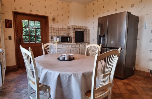 Concarneau Villa | Superb Breton house facing the sea, direct access to a beautiful little cove
