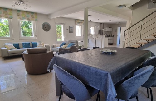 Concarneau Villa | Superb house 100m from the sea with heated swimming pool