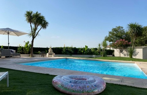 Sommieres Villa | Superb luxury vacation villa