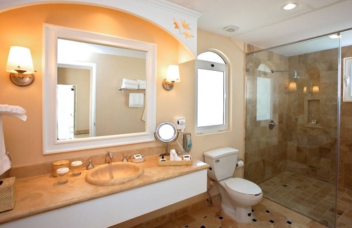 Lomas de Mazatlan Apartment | Superb Mazatlan's Emerald Estates