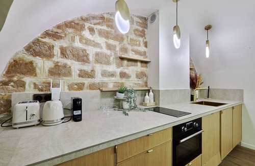 3rd Arrondissement Apartment | Superb New Apartement Le Marais Place des Vosges