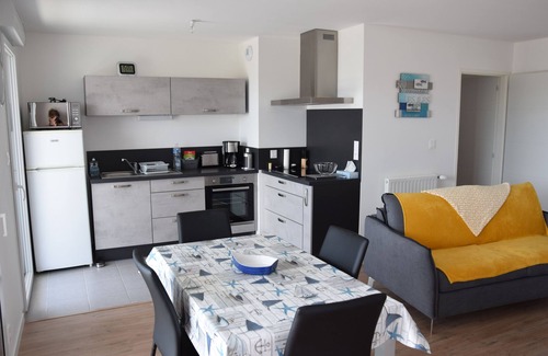 Arzon Apartment | Superb T3 apartment in a quiet location overlooking the port of Crouesty