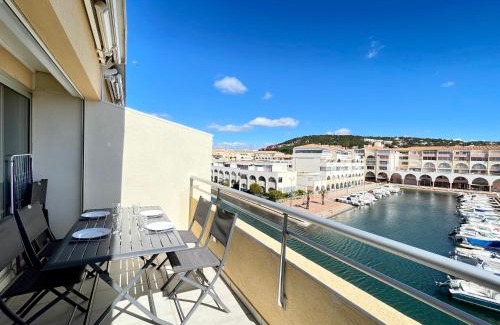 Sete Apartment | Superbe 2 pièces à 200m de la plage avec terrasse et parking - FR-1-338-533