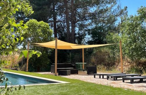 Aix-en-Provence Apartment | Superbe bas de villaIX - Maison Odonata