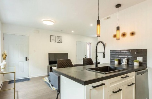 Saint Henri Apartment | Superbe Condo 2BDR avec Terrasse