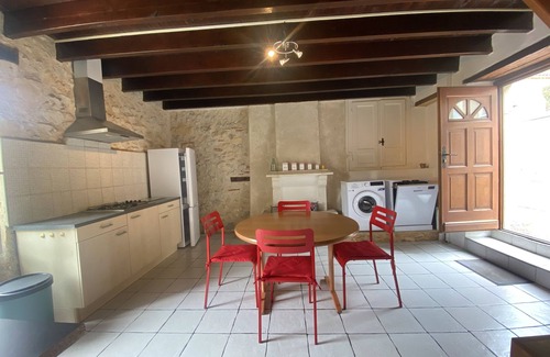 Fumel House | Superbe Maison de Vacances en Pierre