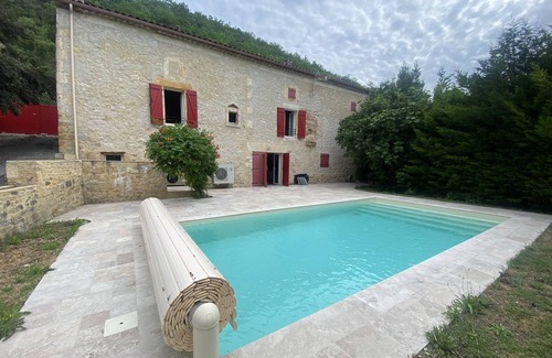 Fumel House | Superbe Maison de Vacances en Pierre