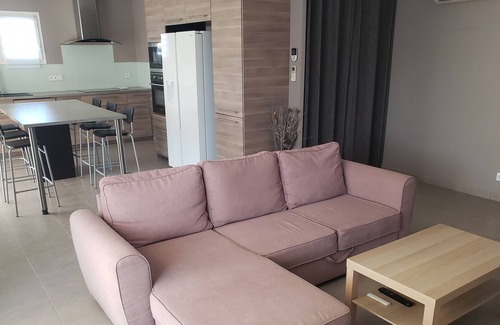 Fleury Villa | Superbe Villa de 100 m2 Avec Jacuzzi à 5 Minutes des Plages
