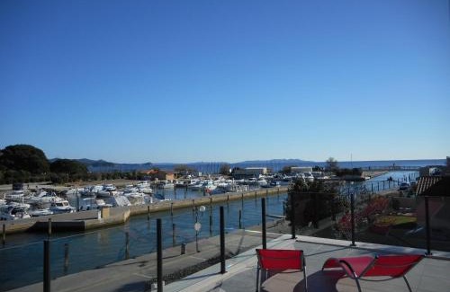 Miramar House | SUPERBE VILLA VUE MER JUSQU'A 14 COUCHAGES La LONDE LES MAURES Entre HYERES et Le LAVANDOU 4 Etoiles PISCINE CHAUFFEE