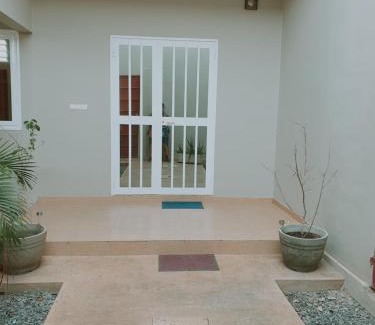 Lome House | Superbe Villa Moderne Tout Confort à Sanguéra-UCAO Lomé