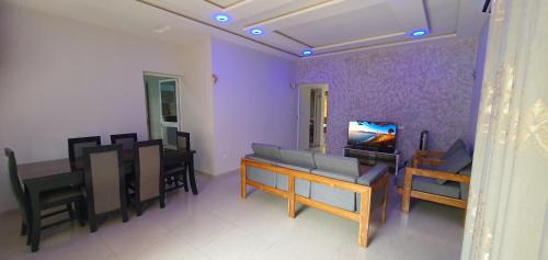 Lome House | Superbe Villa Moderne Tout Confort à Sanguéra-UCAO Lomé