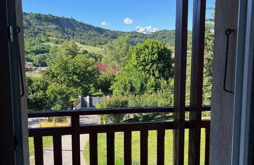 Gap Apartment | Superbly equipped, self-contained apartment in a quiet location close to the town center.