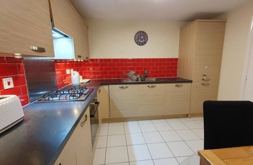 Cribbs Causeway House | Superbly located 3 bedroom luxury house in Cheswick Village