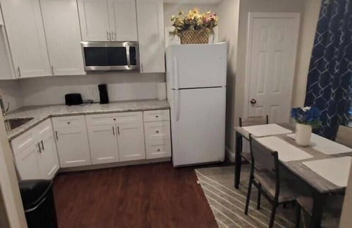 Mesquite House | SUPERHOST/Ilu Delight Unit A, Rodeo < 1 mile. Luxury Home.