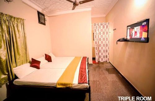 Angamali Hotel | Surabhi Suites