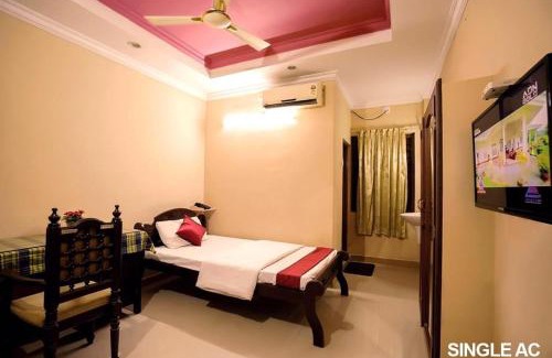 Angamali Hotel | Surabhi Suites