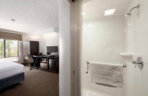 Summerville Hotel | SureStay by Best Western Summerville Flowertown