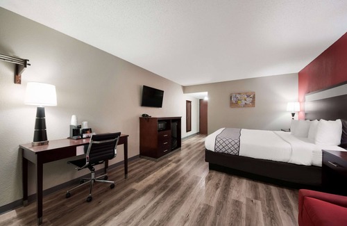 North San Antonio - SAT Hotel | SureStay Plus Hotel by Best Western San Antonio North