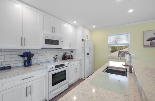 Surfcrest Village Cottage | Surf Crest 36 -3 Bed, 2 Bath Pet Friendly Beachside cottage with community pool