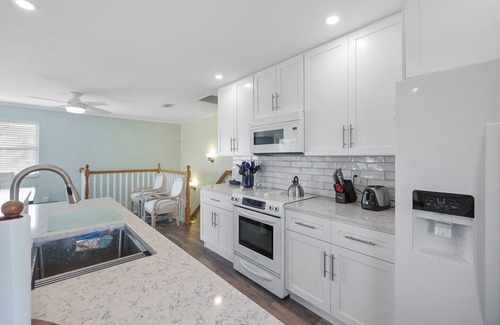 Surfcrest Village Cottage | Surf Crest 36 -3 Bed, 2 Bath Pet Friendly Beachside cottage with community pool