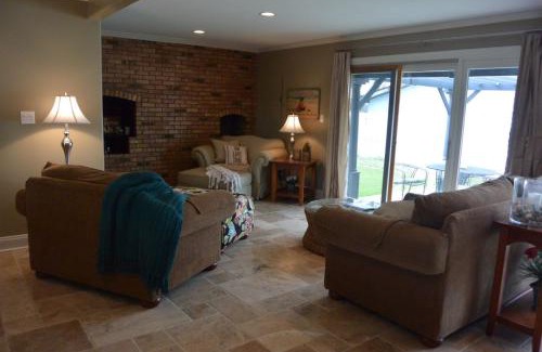 New Buffalo House | Surf's Up