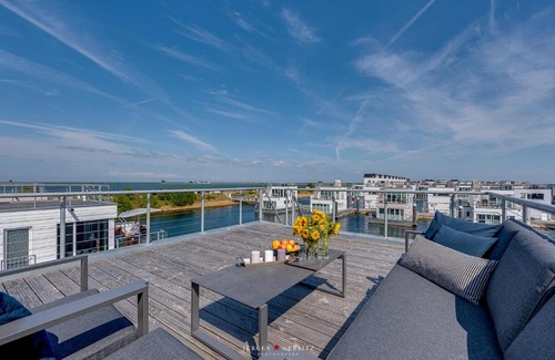 Olpenitz House | Surfer's Bay