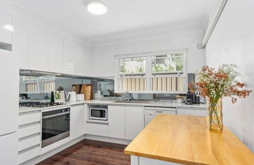 North Wollongong Apartment | Surfside Escape - A Local Lifestyle at North Beach