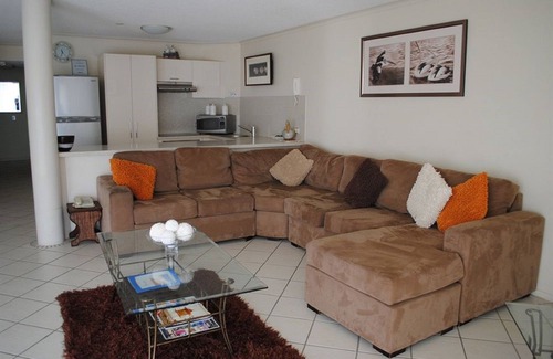 Buddina Apartment | Surfside on the Beach