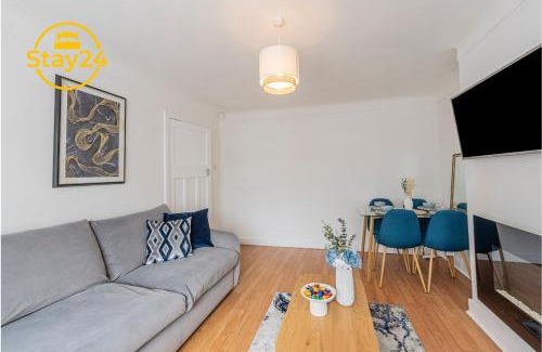 Wallasey Apartment | Surrey Suite