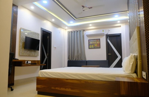 Sahibganj Hotel | SURYA PLAZA